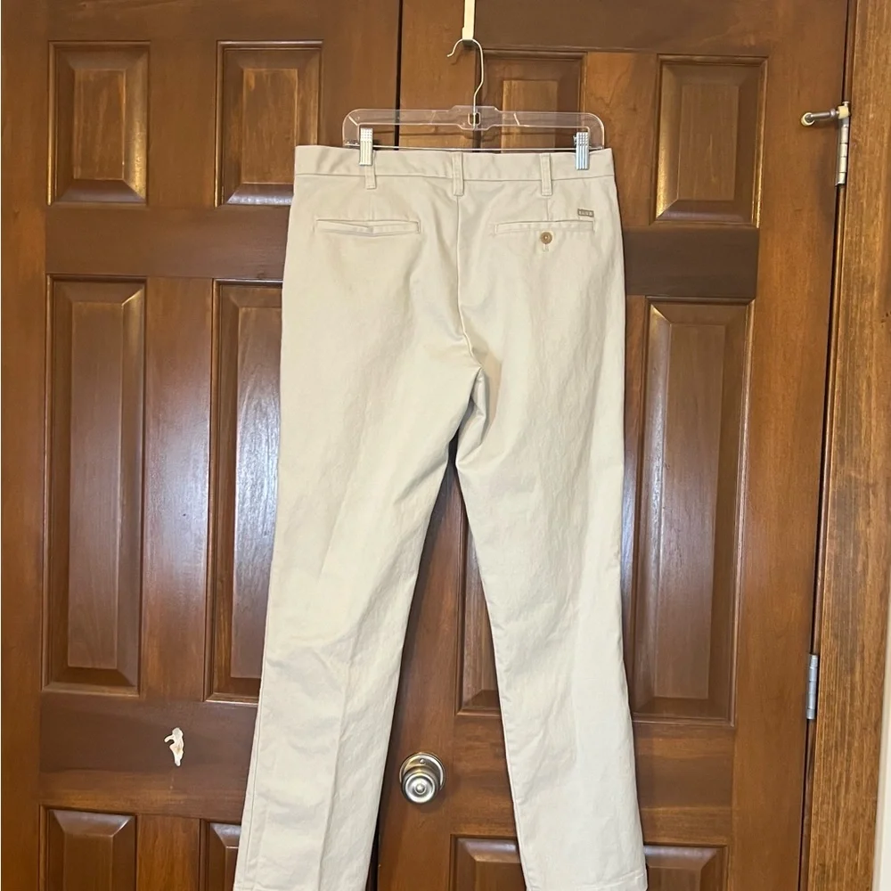 Izod Tan Chinos Classic Straight-Leg, Size 32 x 32 - Picture 5 of 13